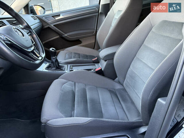 Фольксваген Гольф 2018 в Виннице на Automoto.ua Черный Фольксваген Гольф, объемом двигателя 1.6 л и пробегом 211 тыс. км за 12700 $, фото 19 на Automoto.ua