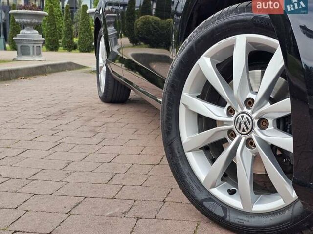 Черный Фольксваген Гольф, объемом двигателя 1.97 л и пробегом 235 тыс. км за 15950 $, фото 53 на Automoto.ua