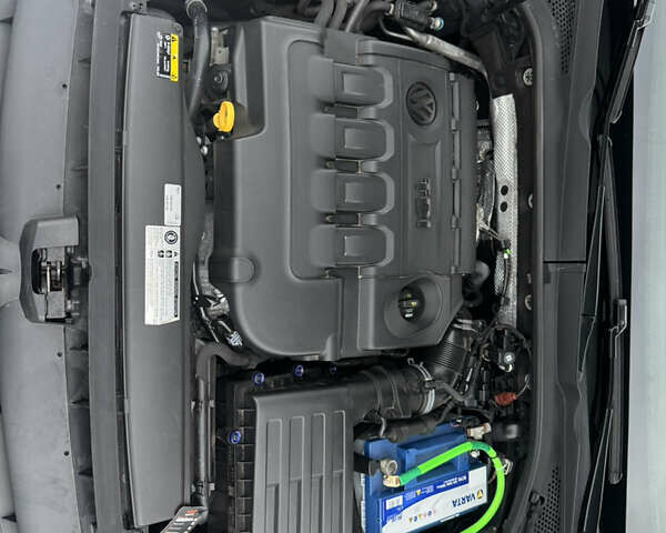 Чорний Фольксваген Гольф, об'ємом двигуна 1.97 л та пробігом 255 тис. км за 25000 $, фото 28 на Automoto.ua