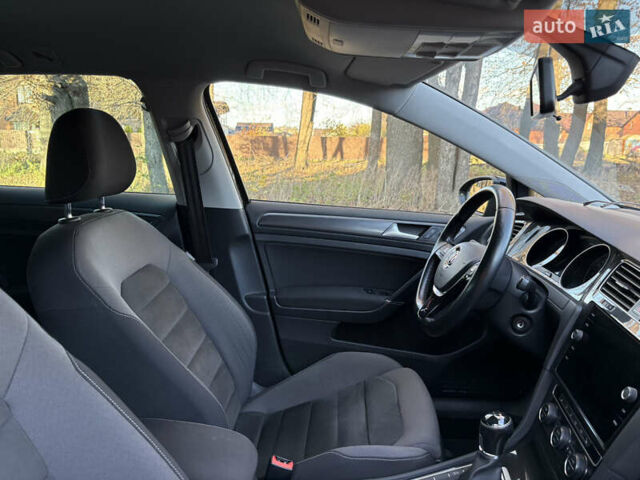 Фольксваген Гольф 2018 в Виннице на Automoto.ua Черный Фольксваген Гольф, объемом двигателя 1.6 л и пробегом 211 тыс. км за 12700 $, фото 29 на Automoto.ua