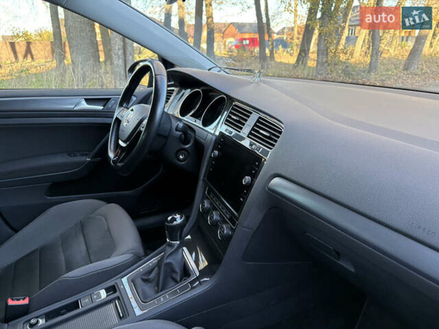 Фольксваген Гольф 2018 в Виннице на Automoto.ua Черный Фольксваген Гольф, объемом двигателя 1.6 л и пробегом 211 тыс. км за 12700 $, фото 26 на Automoto.ua