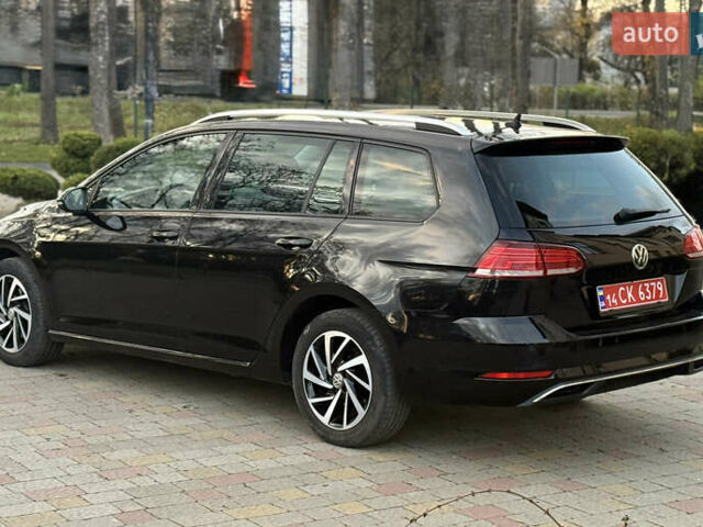 Черный Фольксваген Гольф, объемом двигателя 1.6 л и пробегом 210 тыс. км за 13650 $, фото 10 на Automoto.ua