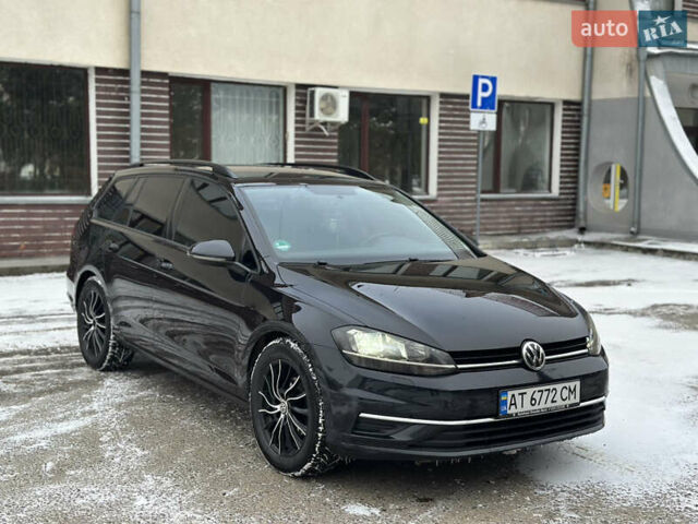 Черный Фольксваген Гольф, объемом двигателя 1.97 л и пробегом 295 тыс. км за 13500 $, фото 13 на Automoto.ua
