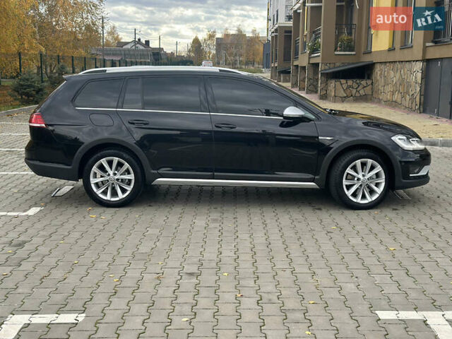 Черный Фольксваген Гольф, объемом двигателя 2 л и пробегом 270 тыс. км за 18500 $, фото 4 на Automoto.ua
