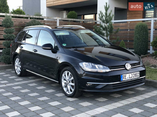 Черный Фольксваген Гольф, объемом двигателя 1.97 л и пробегом 227 тыс. км за 14950 $, фото 20 на Automoto.ua