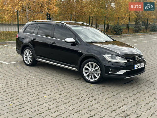 Черный Фольксваген Гольф, объемом двигателя 2 л и пробегом 270 тыс. км за 18500 $, фото 3 на Automoto.ua