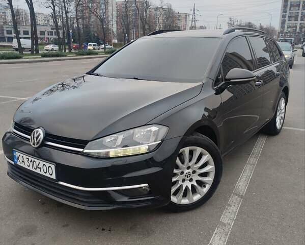 Черный Фольксваген Гольф, объемом двигателя 2 л и пробегом 268 тыс. км за 13500 $, фото 21 на Automoto.ua