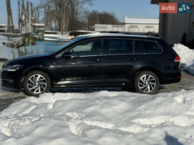 Черный Фольксваген Гольф, объемом двигателя 1.6 л и пробегом 205 тыс. км за 13900 $, фото 15 на Automoto.ua