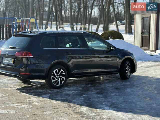 Черный Фольксваген Гольф, объемом двигателя 1.6 л и пробегом 205 тыс. км за 13900 $, фото 9 на Automoto.ua