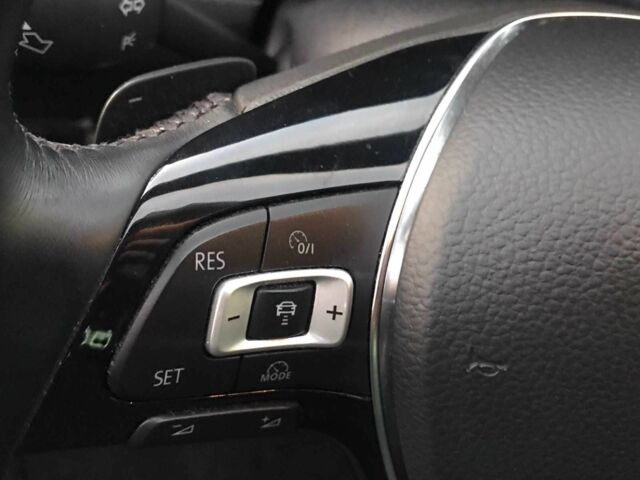 Черный Фольксваген Гольф, объемом двигателя 2 л и пробегом 252 тыс. км за 14200 $, фото 10 на Automoto.ua