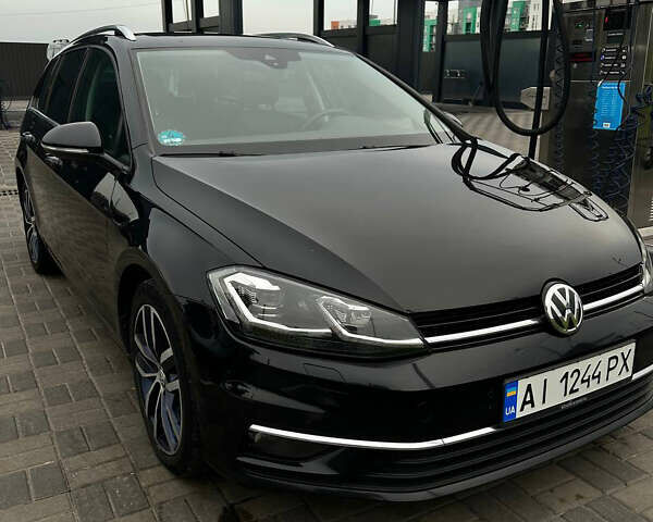 Черный Фольксваген Гольф, объемом двигателя 1.97 л и пробегом 272 тыс. км за 14800 $, фото 18 на Automoto.ua