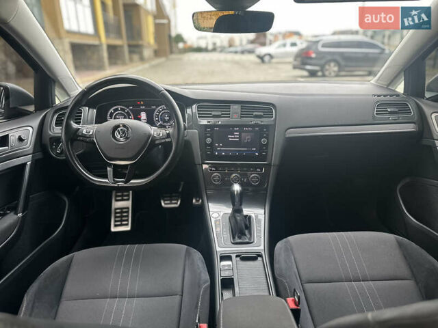 Черный Фольксваген Гольф, объемом двигателя 2 л и пробегом 270 тыс. км за 18500 $, фото 27 на Automoto.ua