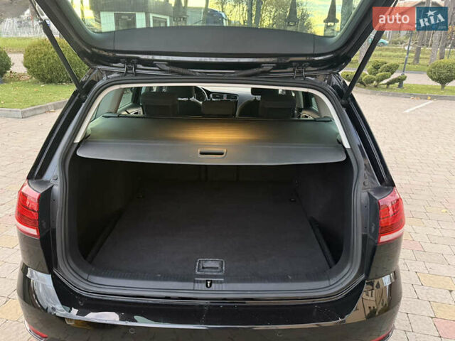 Черный Фольксваген Гольф, объемом двигателя 1.6 л и пробегом 210 тыс. км за 13650 $, фото 44 на Automoto.ua