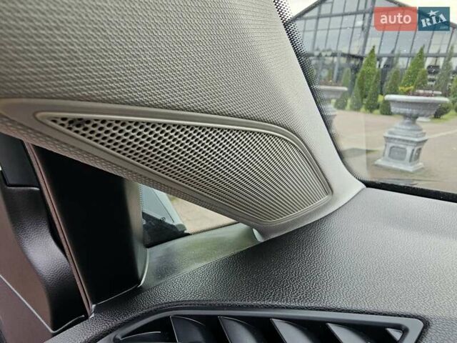 Черный Фольксваген Гольф, объемом двигателя 1.97 л и пробегом 235 тыс. км за 15950 $, фото 117 на Automoto.ua