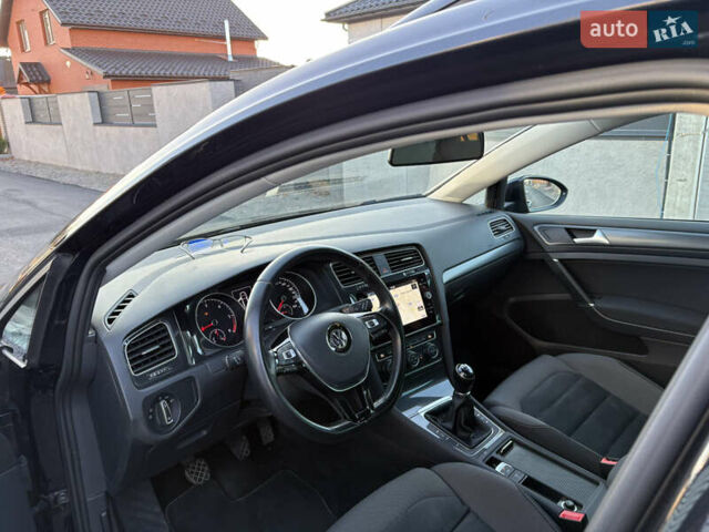 Фольксваген Гольф 2018 в Виннице на Automoto.ua Черный Фольксваген Гольф, объемом двигателя 1.6 л и пробегом 211 тыс. км за 12700 $, фото 17 на Automoto.ua