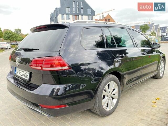 Черный Фольксваген Гольф, объемом двигателя 1.6 л и пробегом 253 тыс. км за 13750 $, фото 2 на Automoto.ua