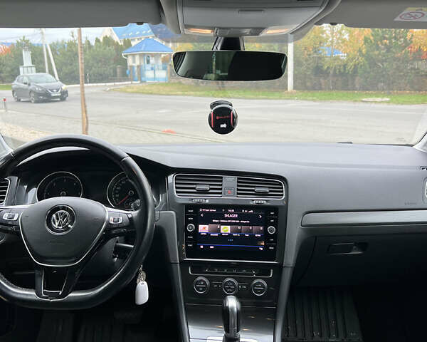 Черный Фольксваген Гольф, объемом двигателя 1.97 л и пробегом 244 тыс. км за 14700 $, фото 8 на Automoto.ua