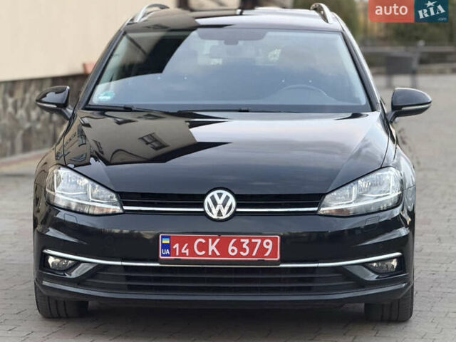 Черный Фольксваген Гольф, объемом двигателя 1.6 л и пробегом 210 тыс. км за 13650 $, фото 4 на Automoto.ua