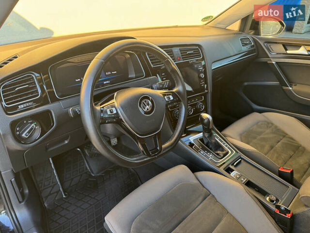Фольксваген Гольф 2019 в Дрогобыче на Automoto.ua Черный Фольксваген Гольф, объемом двигателя 1.97 л и пробегом 202 тыс. км за 14999 $, фото 54 на Automoto.ua