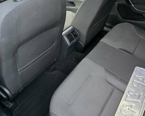 Чорний Фольксваген Гольф, об'ємом двигуна 1.39 л та пробігом 102 тис. км за 11900 $, фото 17 на Automoto.ua