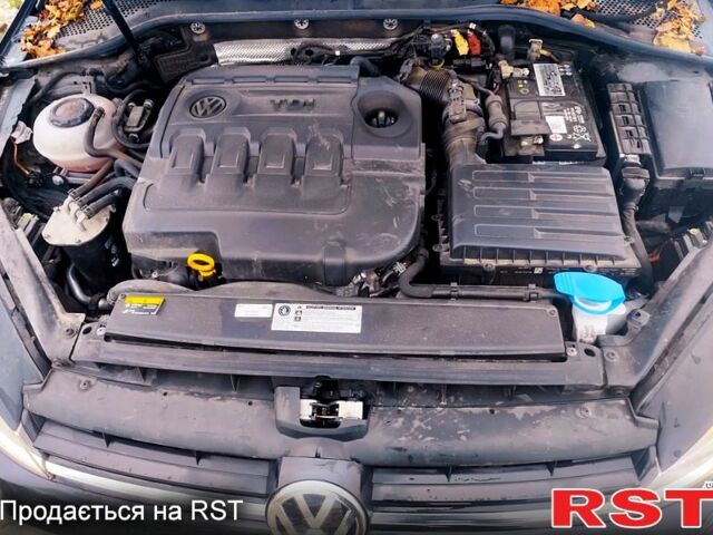 Черный Фольксваген Гольф, объемом двигателя 1.6 л и пробегом 93 тыс. км за 9400 $, фото 9 на Automoto.ua