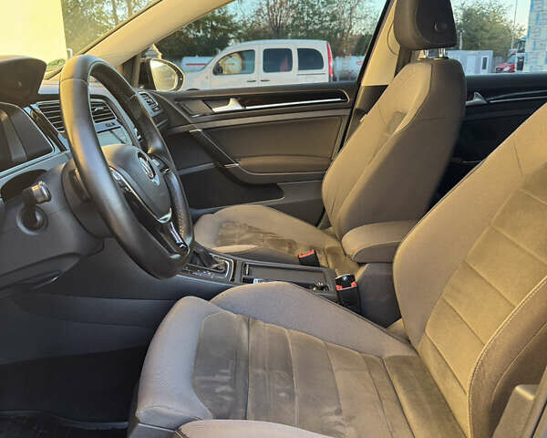 Фольксваген Гольф 2019 в Дрогобыче на Automoto.ua Черный Фольксваген Гольф, объемом двигателя 1.97 л и пробегом 202 тыс. км за 14999 $, фото 55 на Automoto.ua