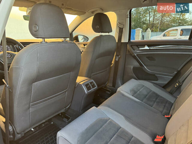 Фольксваген Гольф 2019 в Дрогобыче на Automoto.ua Черный Фольксваген Гольф, объемом двигателя 1.97 л и пробегом 202 тыс. км за 14999 $, фото 78 на Automoto.ua