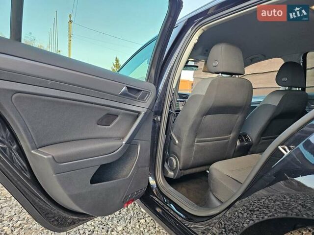 Черный Фольксваген Гольф, объемом двигателя 1.97 л и пробегом 223 тыс. км за 15400 $, фото 55 на Automoto.ua