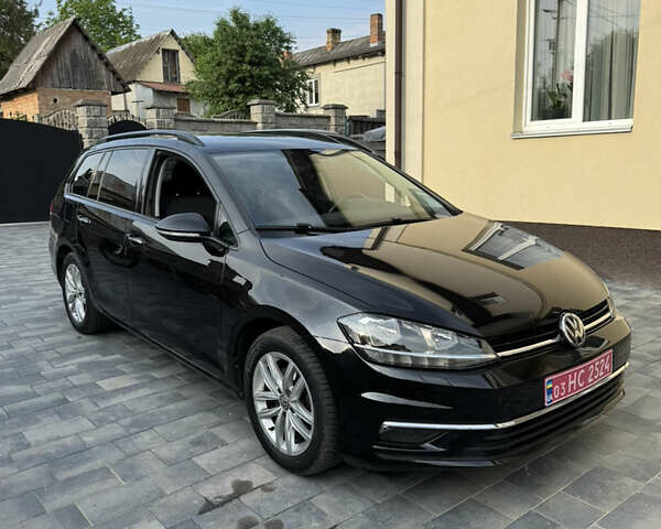 Черный Фольксваген Гольф, объемом двигателя 1.6 л и пробегом 178 тыс. км за 14800 $, фото 5 на Automoto.ua