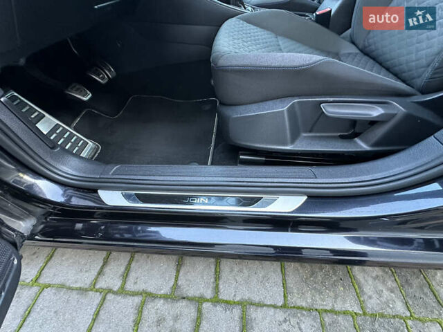 Черный Фольксваген Гольф, объемом двигателя 1.6 л и пробегом 238 тыс. км за 13700 $, фото 22 на Automoto.ua