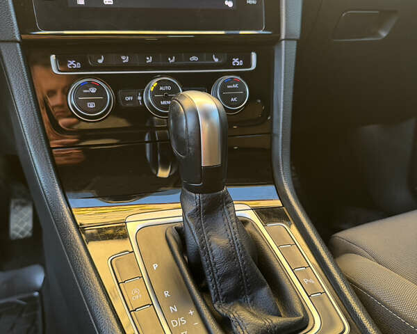 Фольксваген Гольф 2019 в Дрогобыче на Automoto.ua Черный Фольксваген Гольф, объемом двигателя 1.97 л и пробегом 202 тыс. км за 14999 $, фото 64 на Automoto.ua