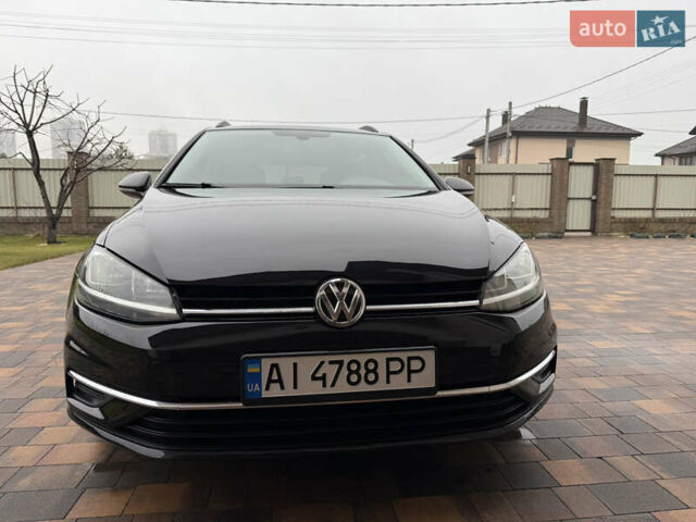 Черный Фольксваген Гольф, объемом двигателя 1.8 л и пробегом 152 тыс. км за 12999 $, фото 3 на Automoto.ua