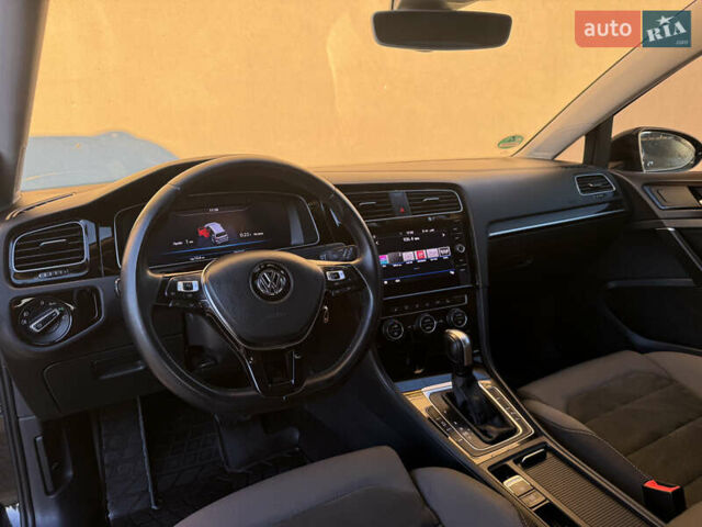 Фольксваген Гольф 2019 в Дрогобыче на Automoto.ua Черный Фольксваген Гольф, объемом двигателя 1.97 л и пробегом 202 тыс. км за 14999 $, фото 56 на Automoto.ua
