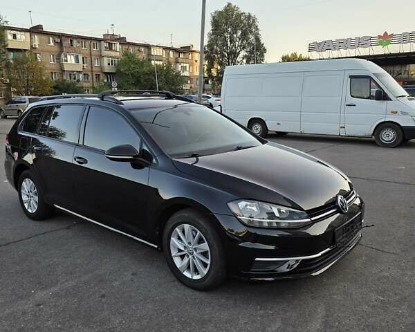 Чорний Фольксваген Гольф, об'ємом двигуна 1.39 л та пробігом 102 тис. км за 11900 $, фото 8 на Automoto.ua