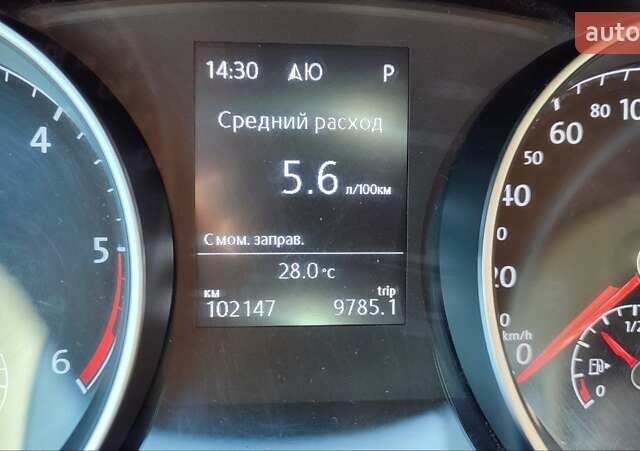 Черный Фольксваген Гольф, объемом двигателя 1.6 л и пробегом 105 тыс. км за 15999 $, фото 1 на Automoto.ua