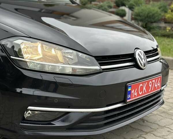 Черный Фольксваген Гольф, объемом двигателя 1.97 л и пробегом 230 тыс. км за 14999 $, фото 12 на Automoto.ua