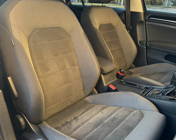 Фольксваген Гольф 2019 в Дрогобыче на Automoto.ua Черный Фольксваген Гольф, объемом двигателя 1.97 л и пробегом 202 тыс. км за 14999 $, фото 4 на Automoto.ua