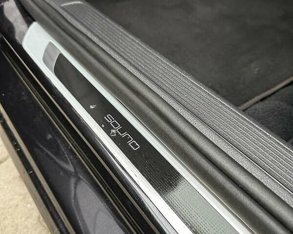 Черный Фольксваген Гольф, объемом двигателя 2 л и пробегом 230 тыс. км за 14999 $, фото 70 на Automoto.ua