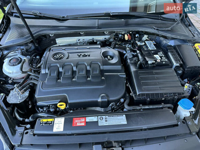 Черный Фольксваген Гольф, объемом двигателя 1.6 л и пробегом 238 тыс. км за 13700 $, фото 33 на Automoto.ua