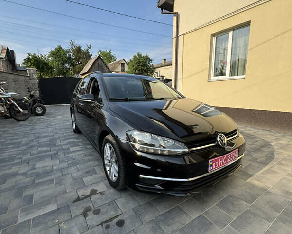 Черный Фольксваген Гольф, объемом двигателя 1.6 л и пробегом 178 тыс. км за 14800 $, фото 15 на Automoto.ua