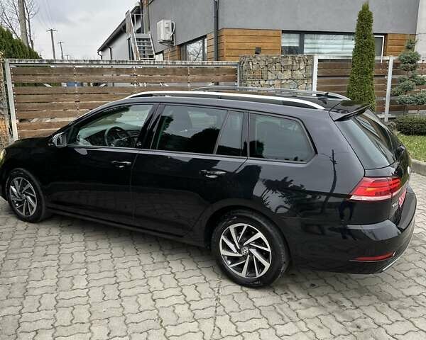 Черный Фольксваген Гольф, объемом двигателя 1.97 л и пробегом 230 тыс. км за 14999 $, фото 58 на Automoto.ua