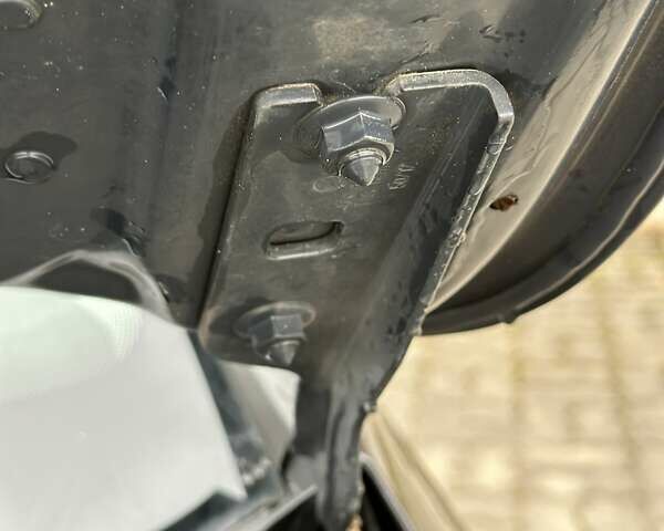 Черный Фольксваген Гольф, объемом двигателя 1.97 л и пробегом 230 тыс. км за 14999 $, фото 141 на Automoto.ua