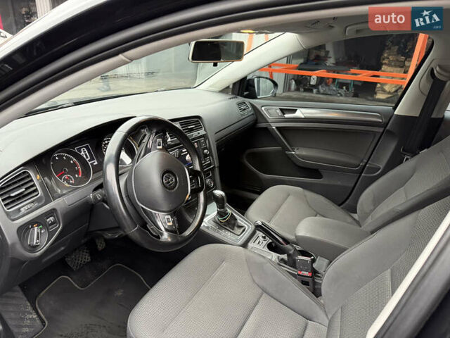 Черный Фольксваген Гольф, объемом двигателя 1.8 л и пробегом 152 тыс. км за 12999 $, фото 7 на Automoto.ua