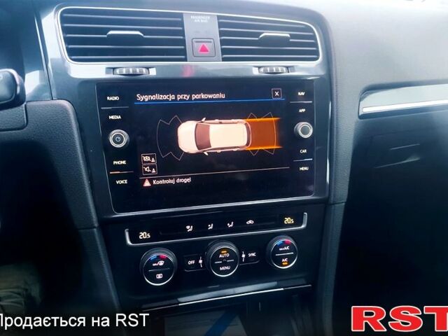 Черный Фольксваген Гольф, объемом двигателя 1.6 л и пробегом 93 тыс. км за 9400 $, фото 8 на Automoto.ua