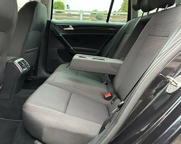 Черный Фольксваген Гольф, объемом двигателя 1.97 л и пробегом 230 тыс. км за 14999 $, фото 94 на Automoto.ua