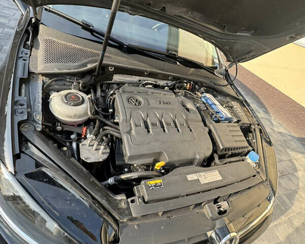 Черный Фольксваген Гольф, объемом двигателя 1.6 л и пробегом 178 тыс. км за 14800 $, фото 7 на Automoto.ua