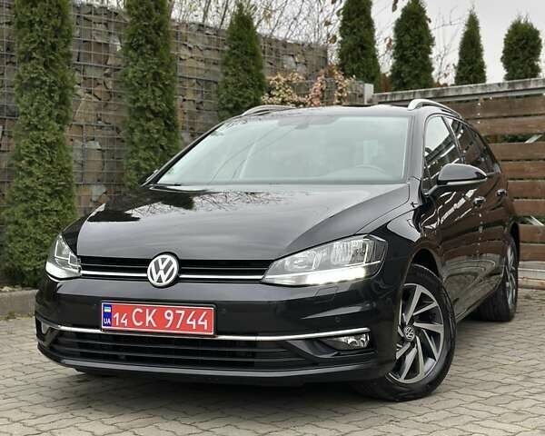 Черный Фольксваген Гольф, объемом двигателя 1.97 л и пробегом 230 тыс. км за 14999 $, фото 18 на Automoto.ua