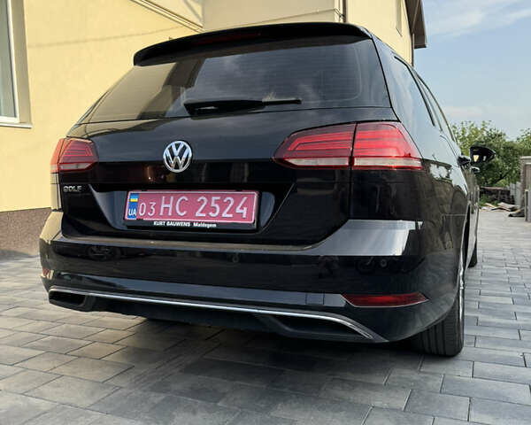 Черный Фольксваген Гольф, объемом двигателя 1.6 л и пробегом 178 тыс. км за 14800 $, фото 18 на Automoto.ua