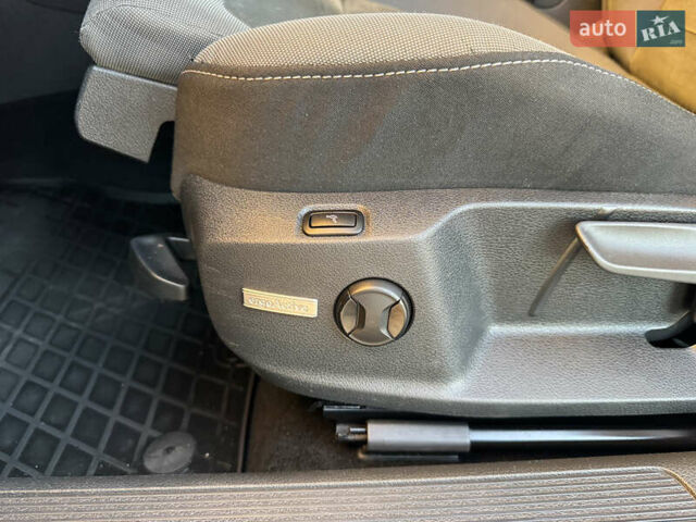 Фольксваген Гольф 2019 в Дрогобыче на Automoto.ua Черный Фольксваген Гольф, объемом двигателя 1.97 л и пробегом 202 тыс. км за 14999 $, фото 70 на Automoto.ua