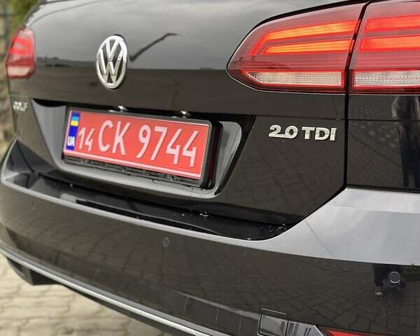 Черный Фольксваген Гольф, объемом двигателя 1.97 л и пробегом 230 тыс. км за 14999 $, фото 34 на Automoto.ua